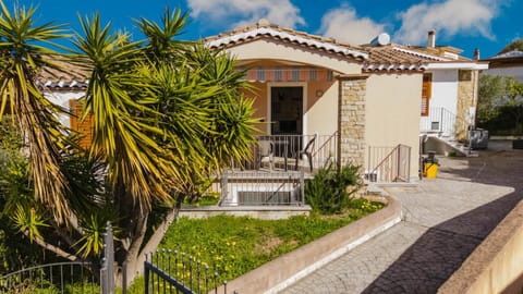 Property building, Garden view