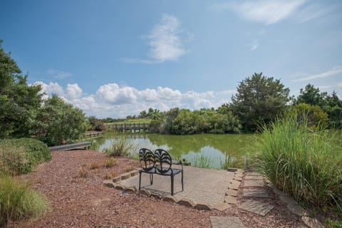 5593 - Craven Haven House in Roanoke Island