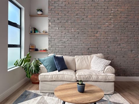 TV and multimedia, Lounge or bar