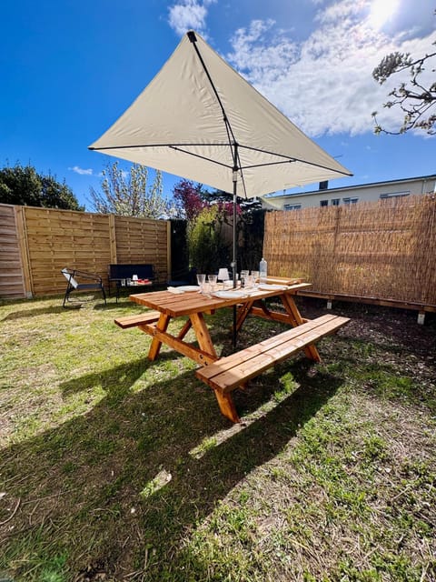 BBQ facilities, Garden