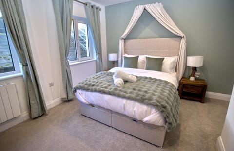 Luxurious, private rooms in the heart of Galway Country House in Galway