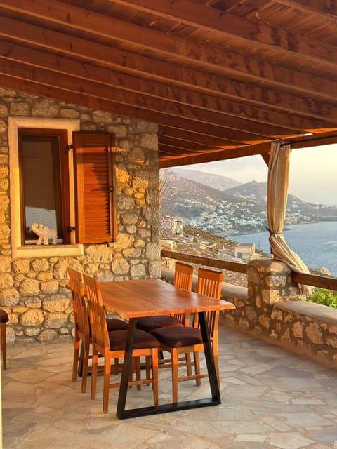 Patio, Day, Natural landscape, View (from property/room), Balcony/Terrace, Seating area, Dining area, Mountain view, Sea view