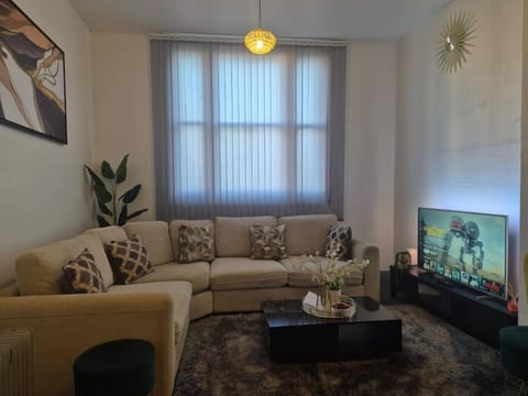 Living room, Decorative detail