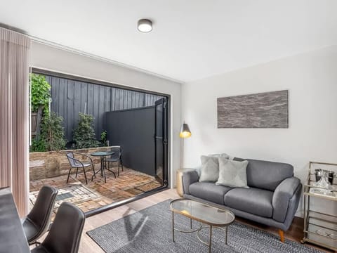 Catherine Cottage Stylish Hobart Stay Apartment in Hobart
