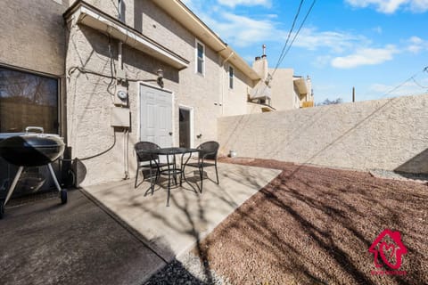 Cozy Comfort at Loma Del Rey - An Irvie Home House in Albuquerque
