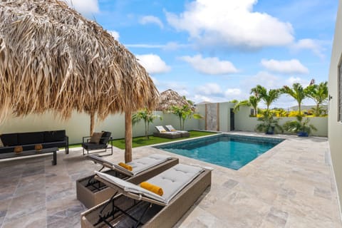 Garden, Swimming pool