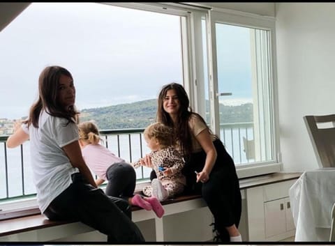 First Row to The Sea - Ideal for Families - Sea at Your Doorstep - House Sisko House in Šibenik-Knin County, Croatia