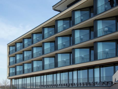 Facade/entrance, Day