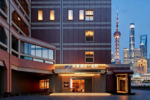 Property building, City view