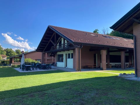 Property building, Natural landscape, Garden