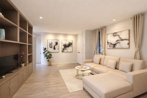 TV and multimedia, Living room, Seating area, heating, internet, storage, wardrobe
