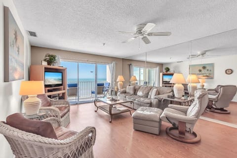 Sea Breeze 704 House in Madeira Beach