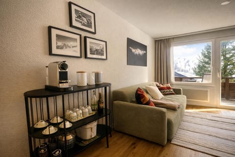 Chalet Höfi - Ski-in Ski out at Hörnlilift by Arosa Stay Apartment in Arosa