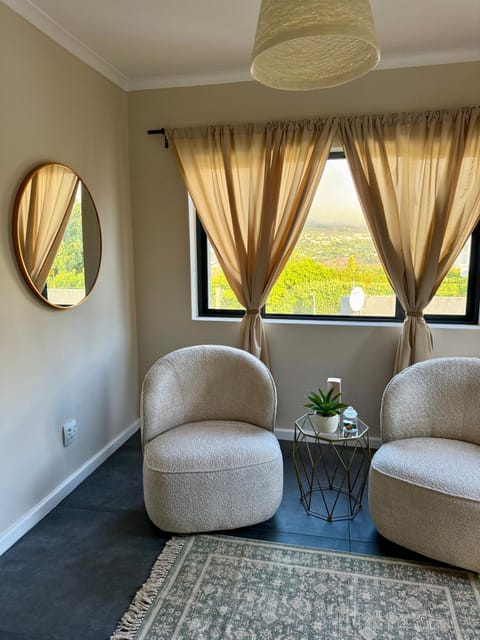 Wood Road Coastal Guest rooms Nature lodge in Cape Town