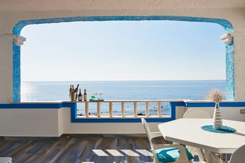 View (from property/room), Balcony/Terrace