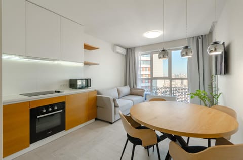 TV and multimedia, Living room, Dining area, pet friendly, air conditioner
