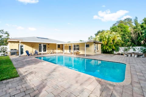 Pool view, Swimming pool