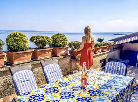 Day, People, View (from property/room), Balcony/Terrace, Balcony/Terrace, Dining area, Lake view