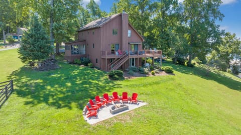 Property building, Day, Natural landscape, Garden