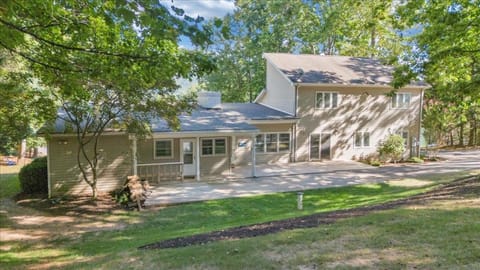 Property building, Spring, Day