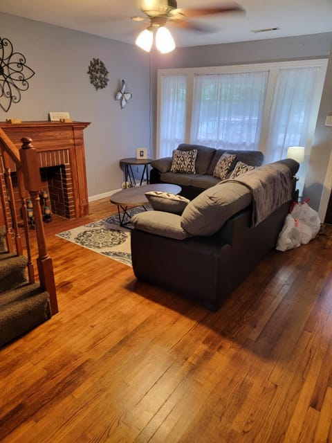 5 minutes from Garrison Ave House in Fort Smith