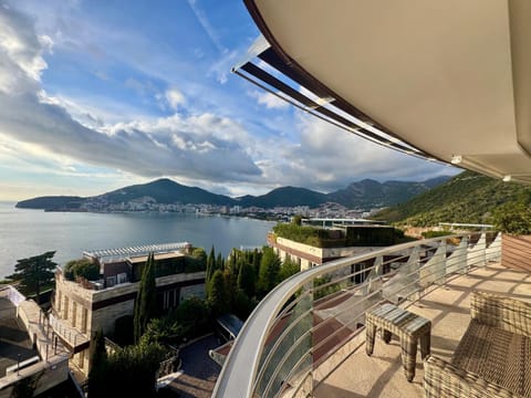 Day, Mountain view, Sea view