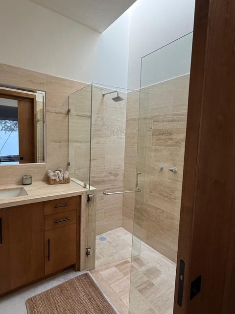 Semana Santa o Pascua Casa en Ajijic con Terraza y Jardín hasta para 8 personas House in Ajijic