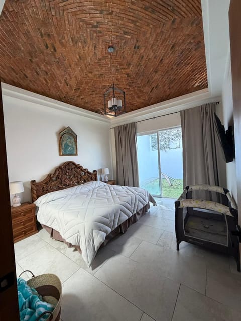 Semana Santa o Pascua Casa en Ajijic con Terraza y Jardín hasta para 8 personas House in Ajijic