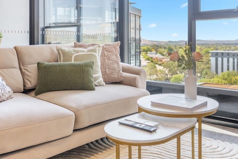 View (from property/room), Living room, Seating area, Mountain view