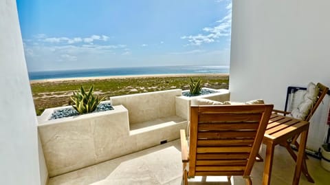 Day, Natural landscape, Balcony/Terrace, Beach, Sea view
