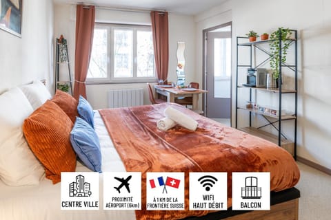 Living room, Bedroom
