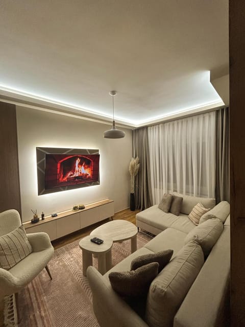 Stan na dan Lux 80 Apartment in Sarajevo