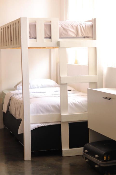 Bed, Bedroom, bunk bed