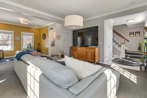 Endless Fun! Family Home with Spacious Yard in Clive House in Clive