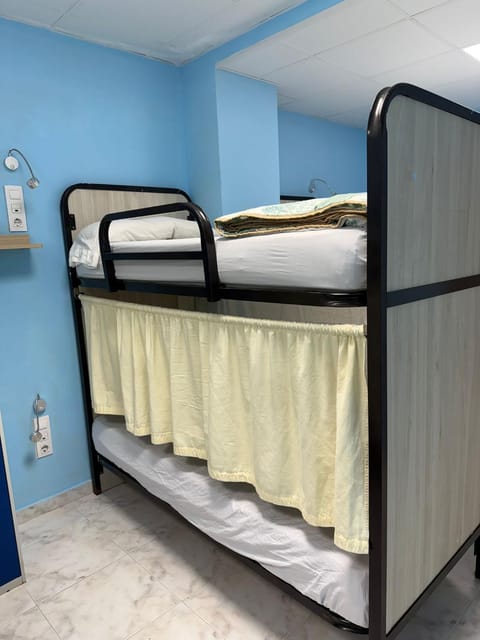 bunk bed