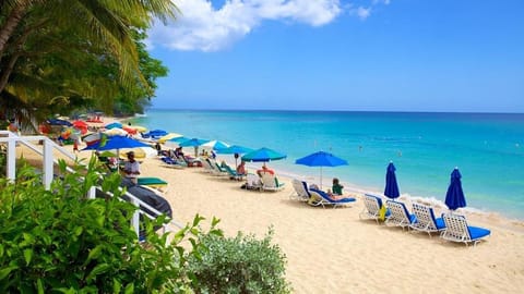 Nearby landmark, Natural landscape, sunbed