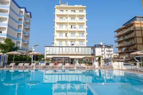 Hotel Classic - Azzurro Club Hotel in Lido di Savio