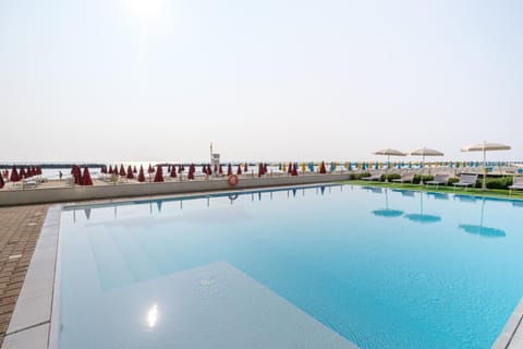 Hotel Classic - Azzurro Club Hotel in Lido di Savio