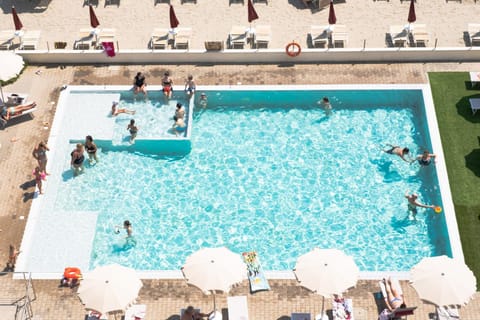 Hotel Classic - Azzurro Club Hotel in Lido di Savio