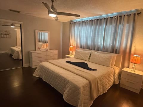 Village Mendez Villa in Dania Beach