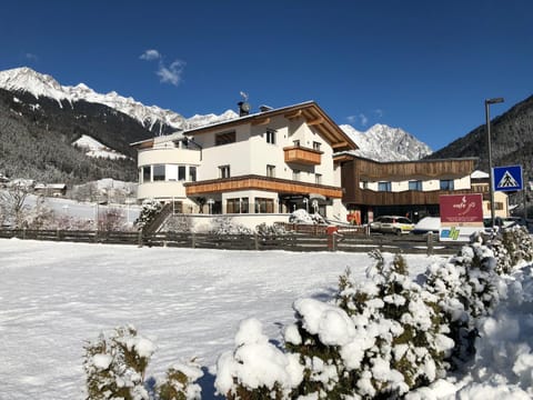 Property building, Winter