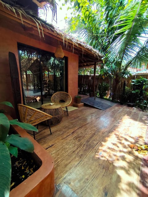 Patio, Garden view