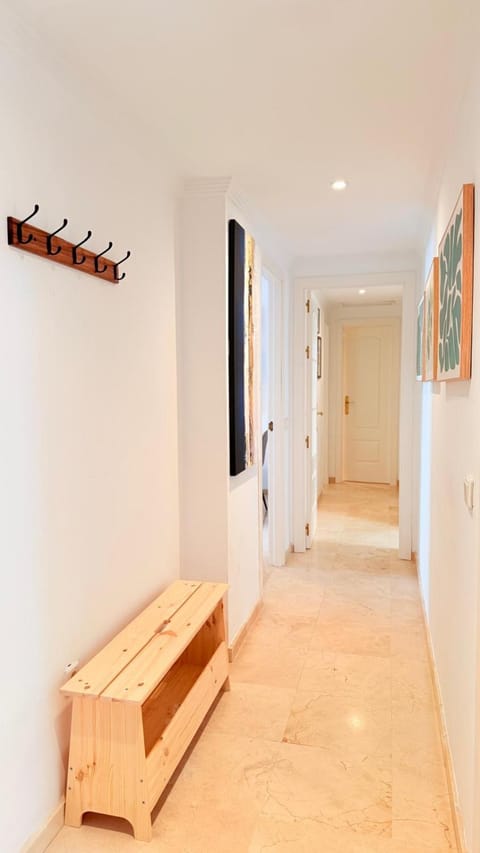 Room City Estepona M Méndez Cozy 3BR 2Bath Apartment in Estepona