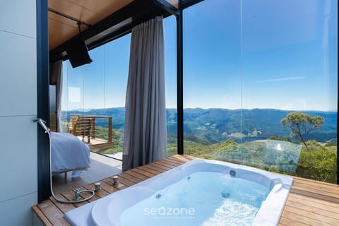 Hot Tub, Mountain view