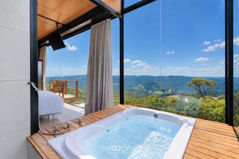 Hot Tub, Mountain view