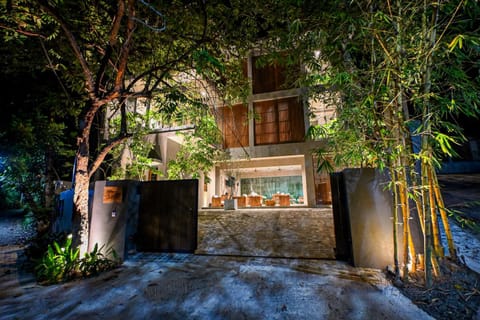 Property building, Night