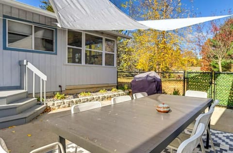 Balcony/Terrace, Inner courtyard view
