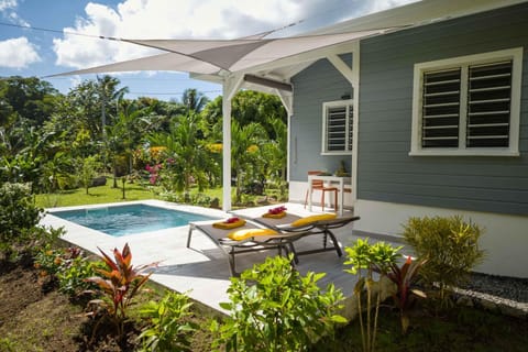 Patio, Swimming pool