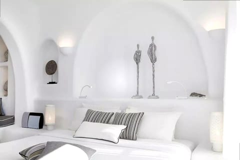 Villa Yannis w pool in Fira 6gst Villa in Thera