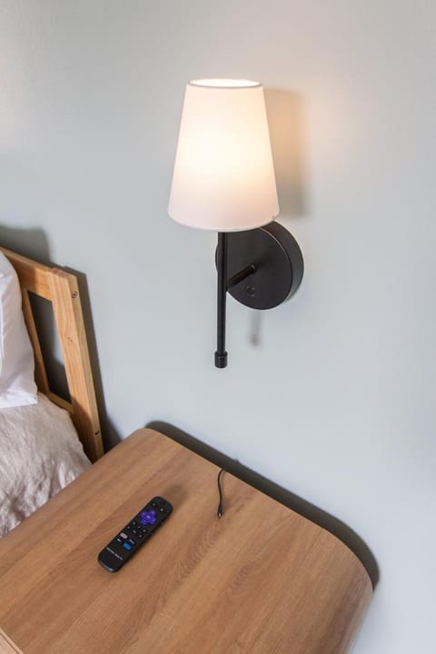 Pool and Hot Tub Oasis with Coastal Vibes Near AU House in Anderson